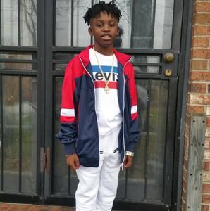 Meet your Posher, Derick